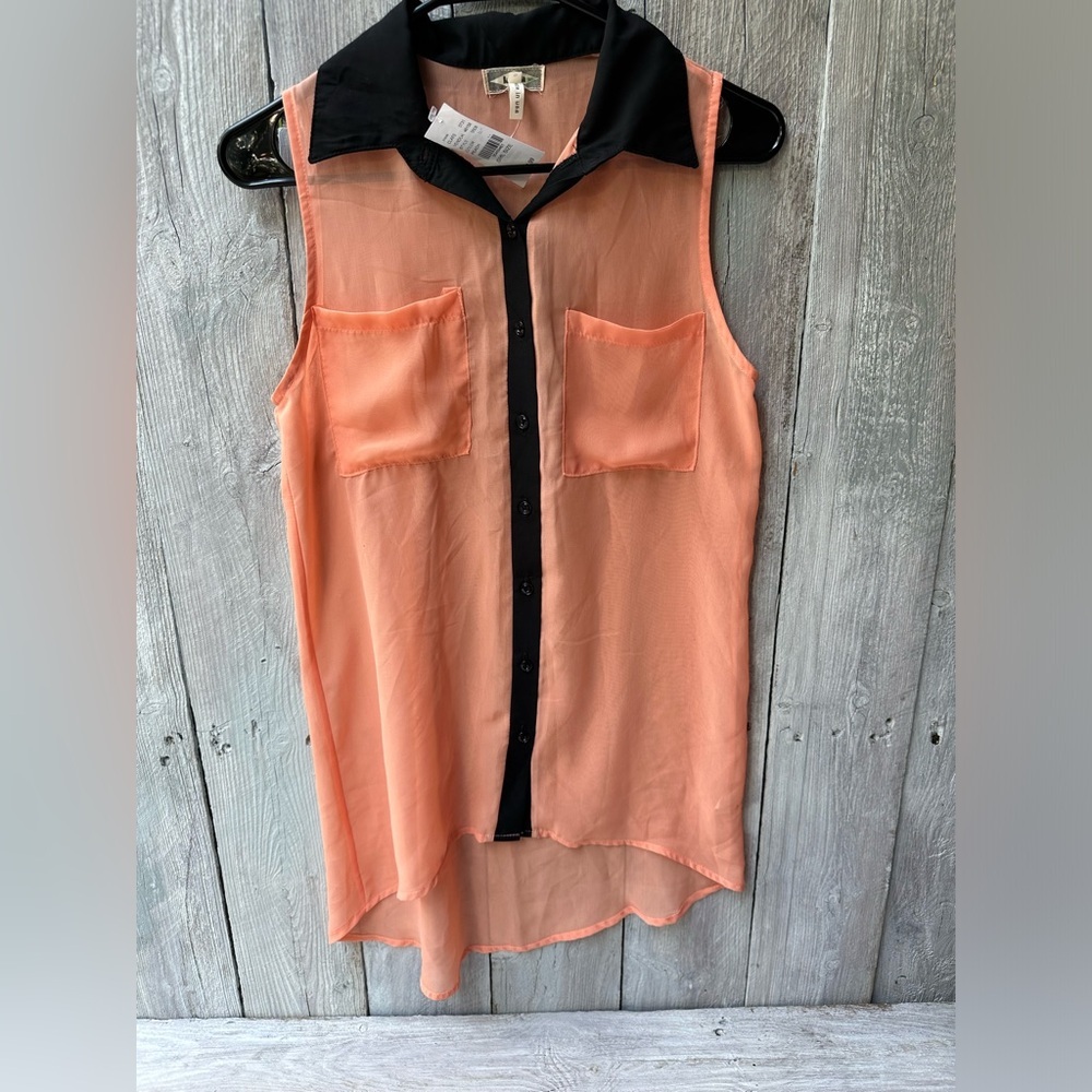 Women's Kirra Chiffon‎ Sheer Sleeveless Blouse Peach Color Size Small
